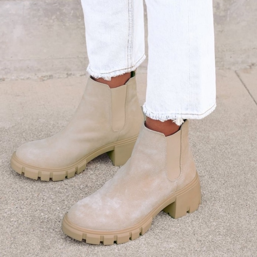 Steve Madden Howler Tan Leather Chelsea Ankle Boot Size 9 Chunky Heel Boho EUC
